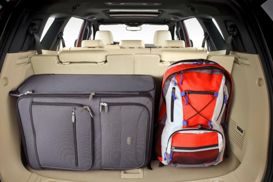  Ford Everest 2014 года  (фото 37 из 50)